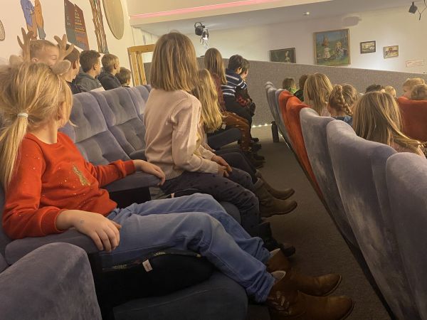 Marionettenbuehne UR 03